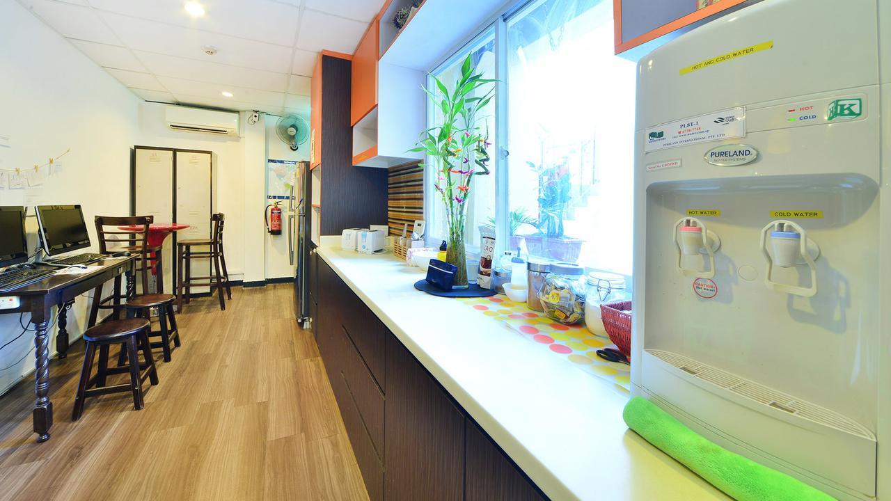 ZEN Hostel Clarke Quay Singapore Buitenkant foto